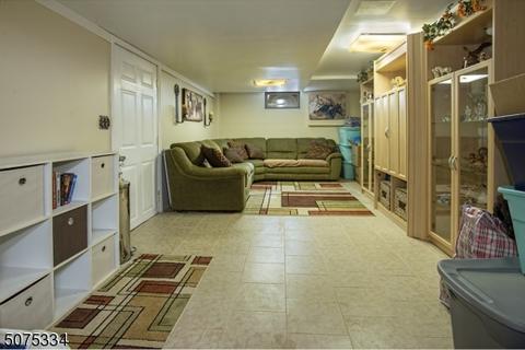 330 First St, Middlesex, NJ 08846 photo 16