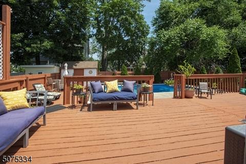 330 First St, Middlesex, NJ 08846 photo 10