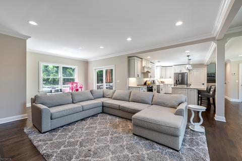 20 Van Riper Rd, Wayne, NJ 07470 photo 5