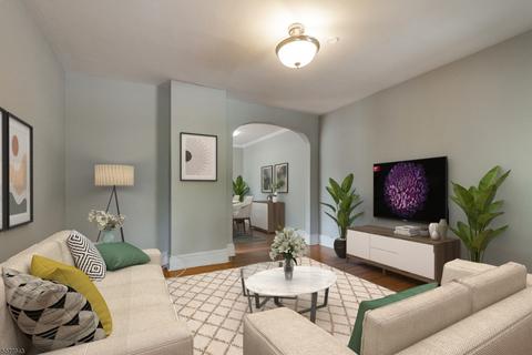 16 Weaver St, Summit, NJ 07901 photo 3