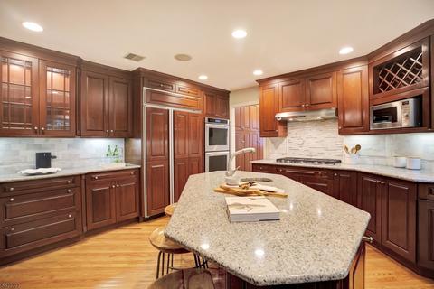 87 Druid Hill Rd, Summit, NJ 07901 photo 9