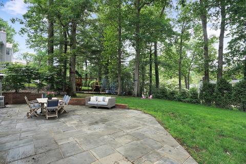 87 Druid Hill Rd, Summit, NJ 07901 photo 23