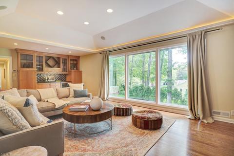 87 Druid Hill Rd, Summit, NJ 07901 photo 11