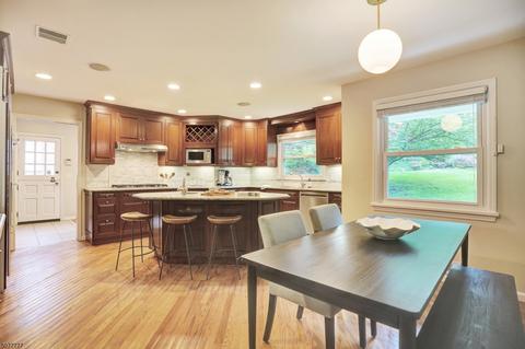 87 Druid Hill Rd, Summit, NJ 07901 photo 7