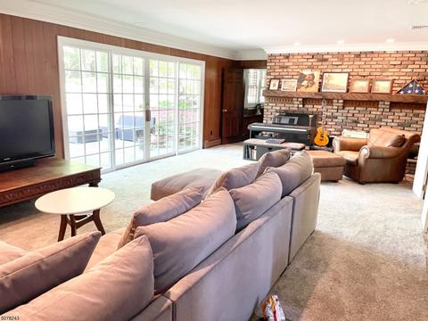 63 Mill Glen Rd, Upper Saddle River, NJ 07458 photo 20