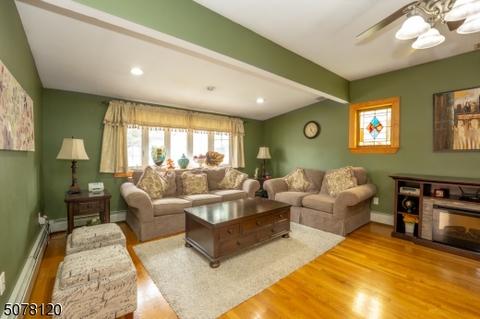 1114 Thomas St, Hillside, NJ 07205 photo 4