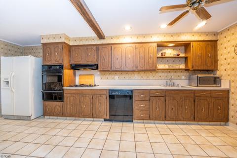 252 Forest Dr, Union, NJ 07083 photo 9
