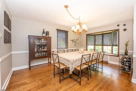 252 Forest Dr, Union, NJ 07083 photo 6