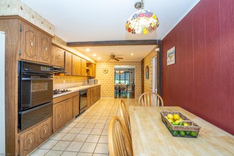252 Forest Dr, Union, NJ 07083 photo 7