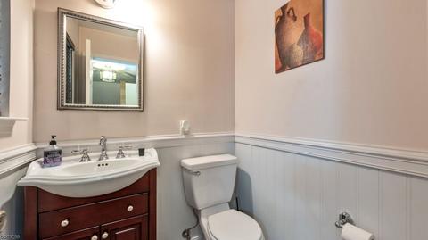 30 Eider Ct, Wayne, NJ 07470 photo 22