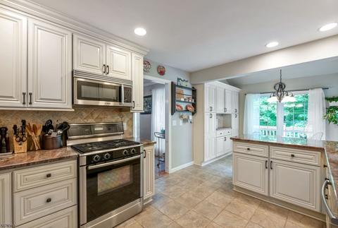3 Big Horn Dr, Wayne, NJ 07470 photo 6