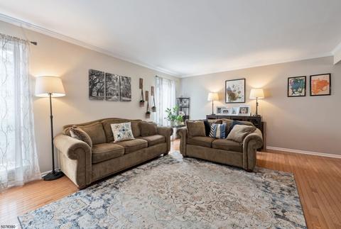 3 Big Horn Dr, Wayne, NJ 07470 photo 4