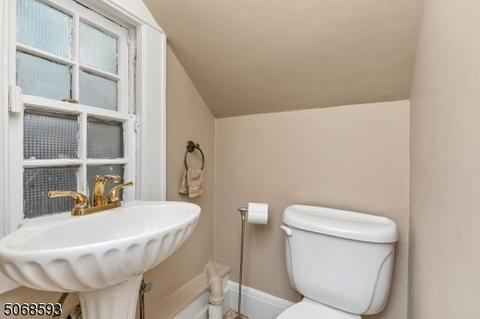 1088 Hillside Ave, Plainfield, NJ 07060 photo 13