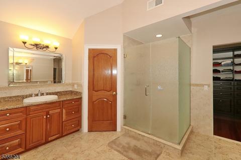 281 Summit Rd, Mountainside, NJ 07092 photo 21