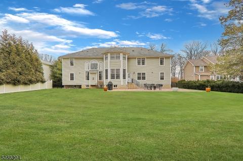 281 Summit Rd, Mountainside, NJ 07092 photo 3