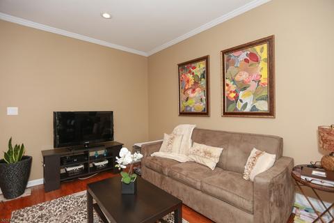 11 Cypress Ct, Clinton, NJ 08809 photo 4