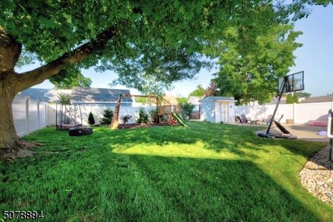 28 Smith Ave, Wanaque Boro, NJ 07420 photo 4