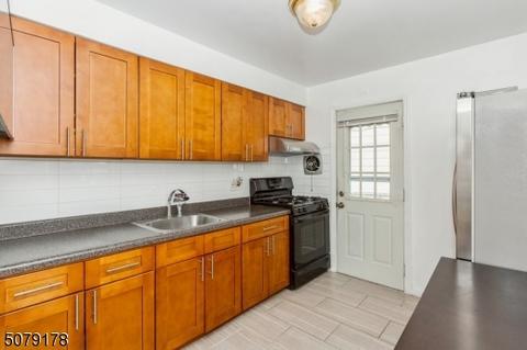 420 Cook Ave, Middlesex, NJ 08846 photo 7
