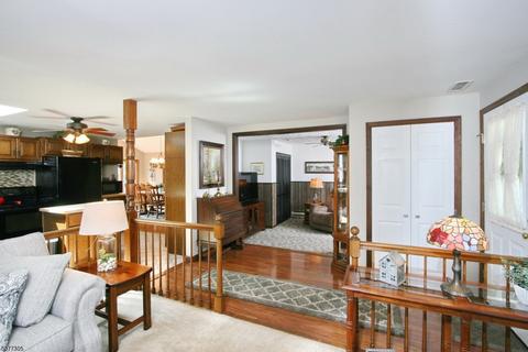 218 Hurley Dr, Hackettstown, NJ 07840 photo 3