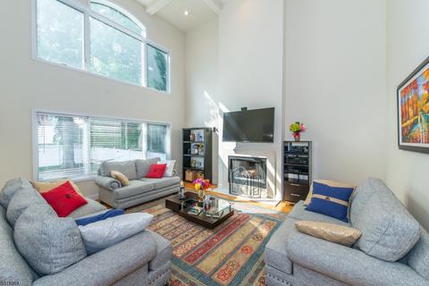 357 Prospect St, Nutley, NJ 07110 photo 9
