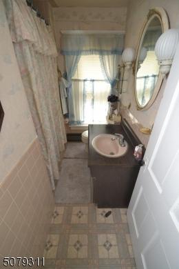 10 Palm St, Dover, NJ 07801 photo 11