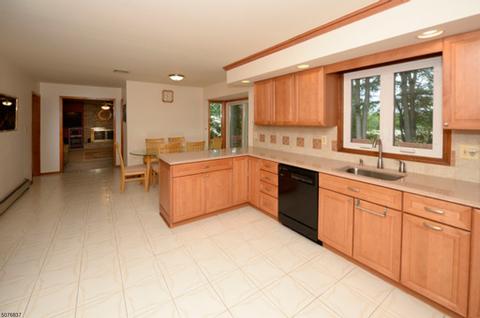 103 Timberline Dr, Wayne, NJ 07470 photo 5