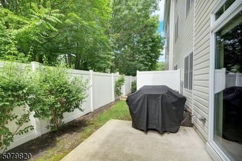 10 Elston Ct, Haskell, NJ 07420 photo 9