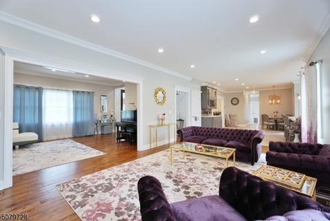 84 Terhune Rd, Clark, NJ 07066 photo 7