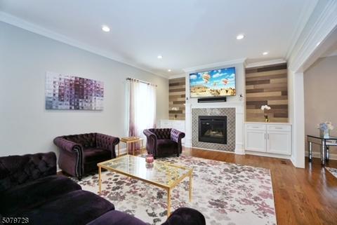 84 Terhune Rd, Clark, NJ 07066 photo 6