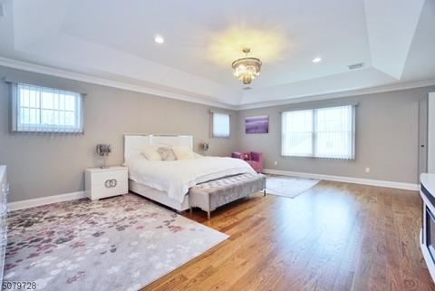 84 Terhune Rd, Clark, NJ 07066 photo 14