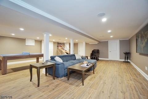 84 Terhune Rd, Clark, NJ 07066 photo 24