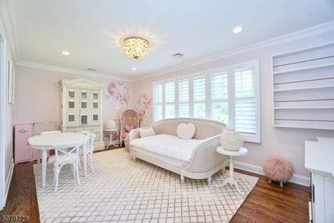 84 Terhune Rd, Clark, NJ 07066 photo 17