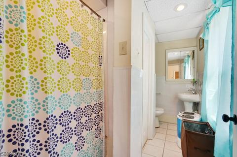 238 3rd St, Passaic, NJ 07055 photo 10