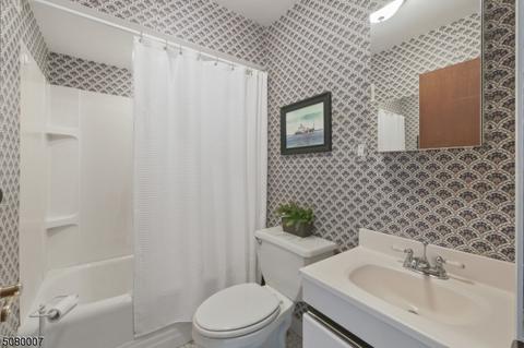 50 Beech Ter, Wayne, NJ 07470 photo 17