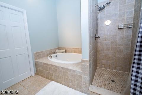592 Centre St, Nutley, NJ 07110 photo 23