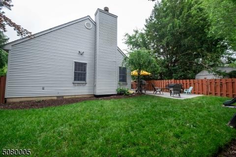 592 Centre St, Nutley, NJ 07110 photo 6
