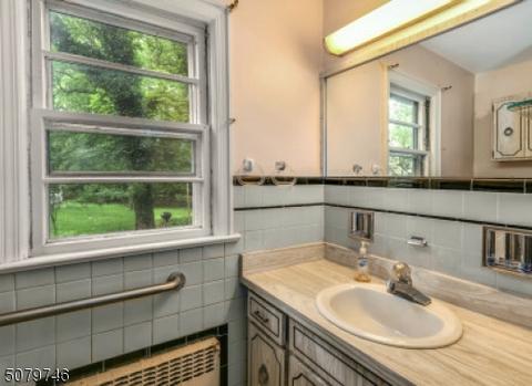 321 Willow Dr, Union, NJ 07083 photo 14