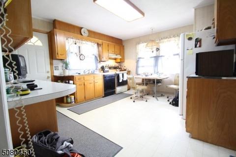 92 Conover Pl, Middlesex, NJ 08846 photo 9