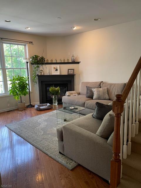 198 Levinberg Ln, Wayne, NJ 07470 photo 8