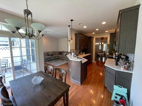 198 Levinberg Ln, Wayne, NJ 07470 photo 5