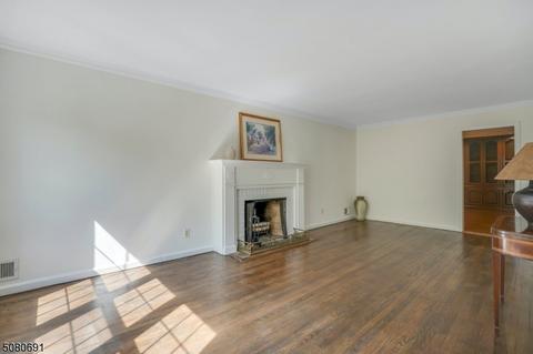 52 Kew Dr, Springfield, NJ 07081 photo 4