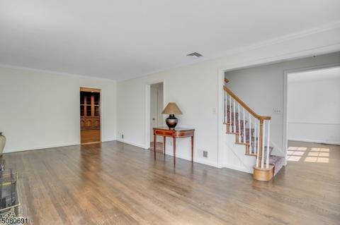 52 Kew Dr, Springfield, NJ 07081 photo 3