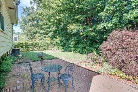52 Kew Dr, Springfield, NJ 07081 photo 23