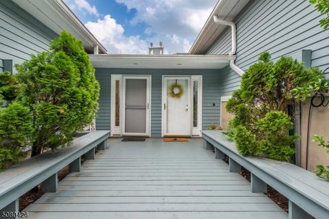 52 Skyview Ter, Clifton, NJ 07013 photo 1