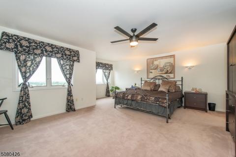 52 Skyview Ter, Clifton, NJ 07013 photo 7