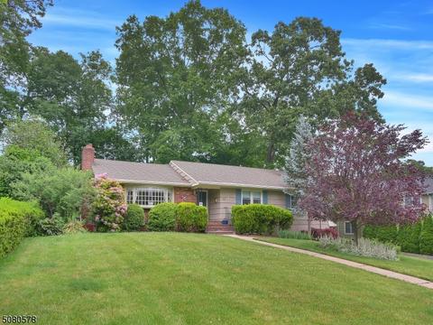 29 Georgia Dr, Wayne, NJ 07470 photo 1