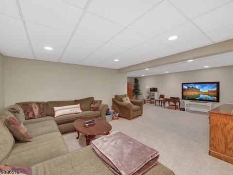 29 Georgia Dr, Wayne, NJ 07470 photo 16