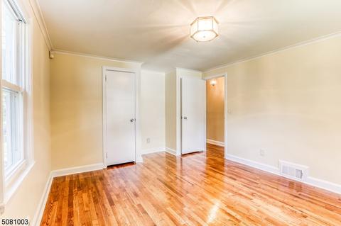 81 Meisel Ave, Springfield, NJ 07081 photo 9