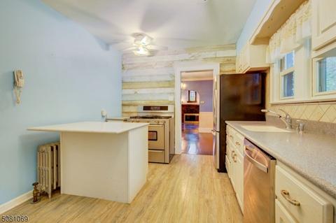 314 Hillside Ave, Nutley, NJ 07110 photo 11