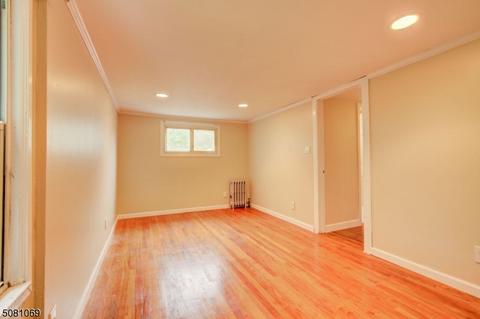 314 Hillside Ave, Nutley, NJ 07110 photo 18